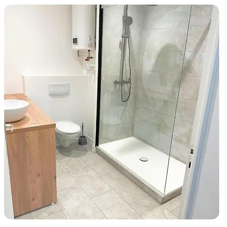 L'ambre Apartment *
